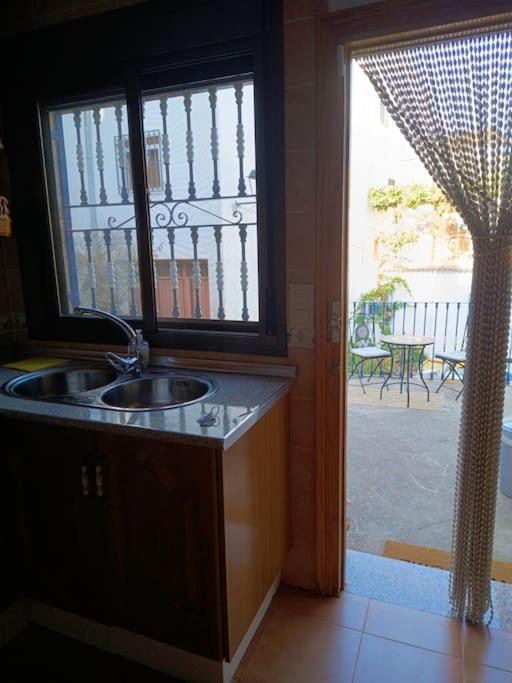 Casa Heli - Ruim Appartement Met Dakterras In Polopos Kültér fotó
